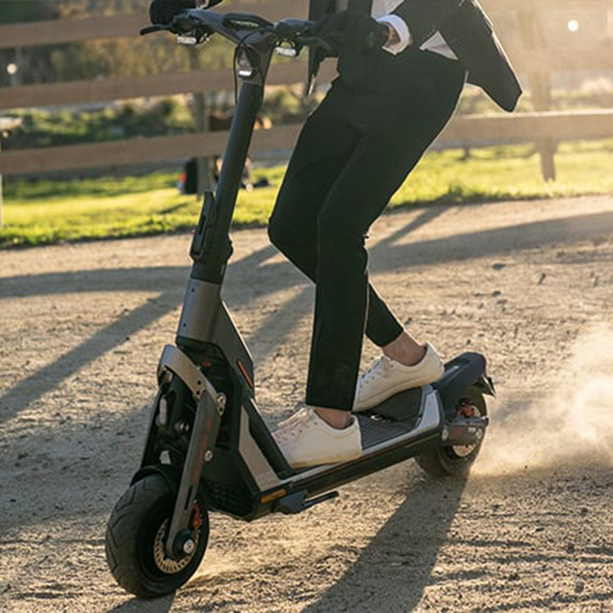 Segway Ninebot GT2 Superscooter 70kmh 90km Range